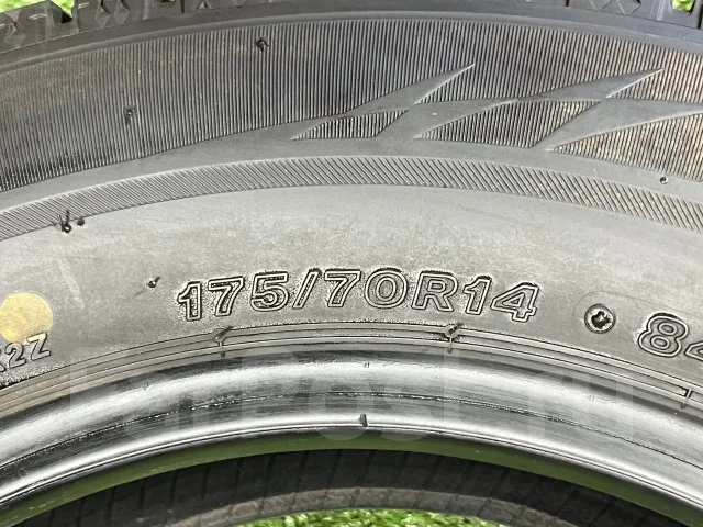 Bridgestone Blizzak VRX2. ������, ��� �����, 2017 ���, �/�, ����� 5 % ����
