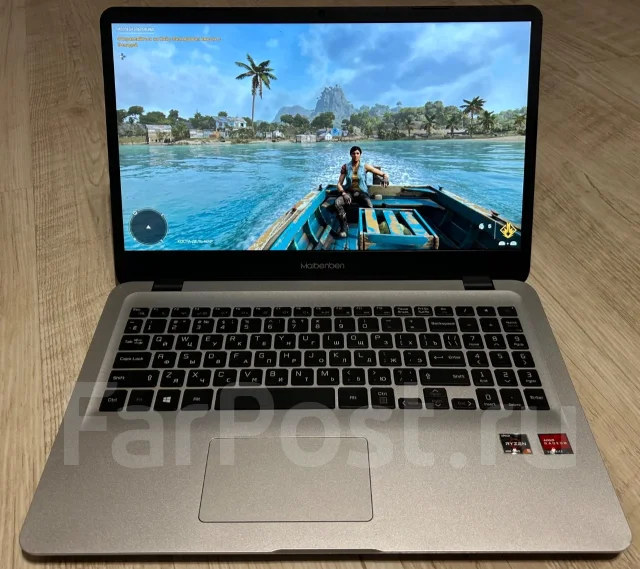 Maibenben. 15.6", 4����, ��� 8 ��, ���� 512���, WiFi: 1, Bluetooth: 1, ����������� �� 7��. ����