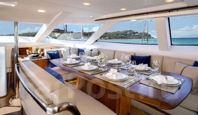 Oyster 100. ����� 30,8��., 2012 ���. ��� ����� �� ������������ ����