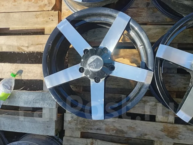 Sakura Wheels YA3937. 8.5x18", 5x150, ET35, �� 110,1���. ����