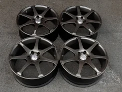 AVS Model 7. 7.0x17", 5x100, ET50 ����