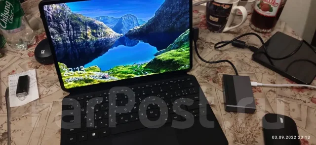 Huawei MateBook E. 12.6", 1,3����, ��� 16 ��, ���� 512���, WiFi: 1, Bluetooth: 1, ����������� �� 9��. ����