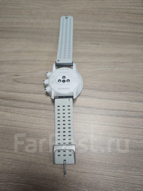 Suunto 9 Baro. GPS, IP68 ����