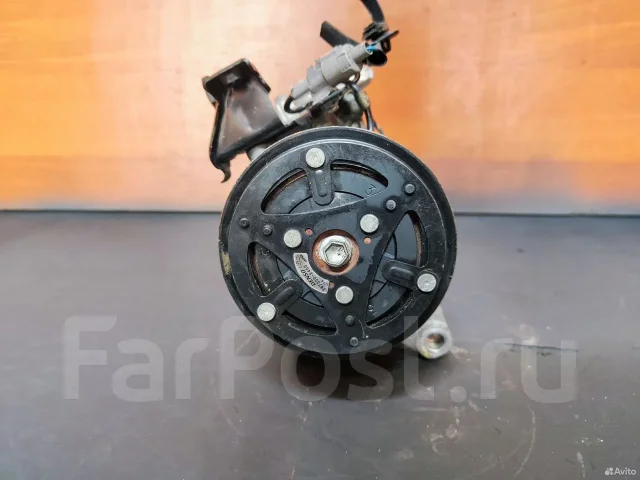 ���������� ������������ Subaru Outback FB25, FB20 73111CA000 ����