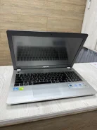 Asus N56VV-S4067H. 15.6", 2,6����, ��� 6 ��, ���� 256���, WiFi: 1, Bluetooth: 1, ����������� �� 2��. ����