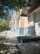 ������ ��������� � ������ ������������. 28��&sup2;, ����� ������� 1-� 8�, �-� �����, 1/4 ����. ��� ������� ����