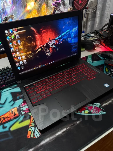 Asus. 15.6", 2,6����, ��� 8 ��, ���� 600���, WiFi: 1, Bluetooth: 1, ����������� �� 3��. ����