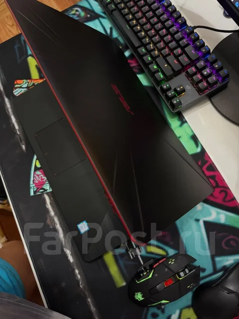 Asus. 15.6", 2,6����, ��� 8 ��, ���� 600���, WiFi: 1, Bluetooth: 1, ����������� �� 3��. ����