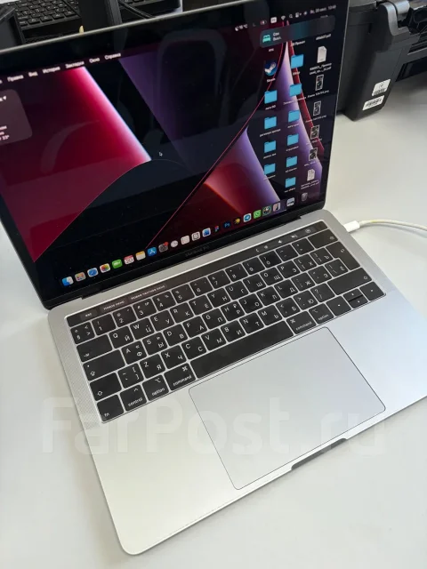 Apple MacBook Pro 13 2018. 13", ��� 8 �� ����