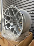 Bridgestone NR-979
