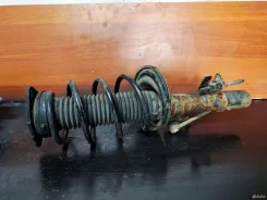 ����������� �������� ����� Ford Focus 3 BV6118K001AAC ����