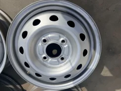 Suzuki. 4.0x13", 4x100, ET50, �� 60,1���. ����