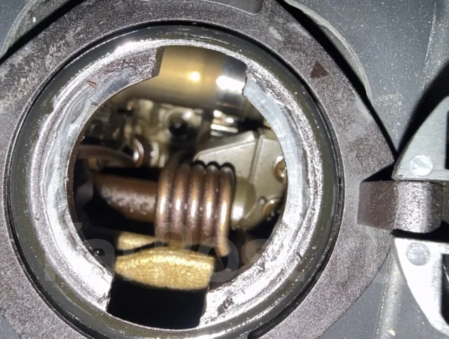 ��������� BMW 5 11000415031 E60 N52B30AE 11000415031 ����