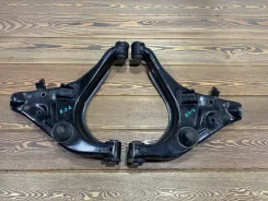 ����� �������� ������ Mitsubishi Delica MR208662 MR208662 ����