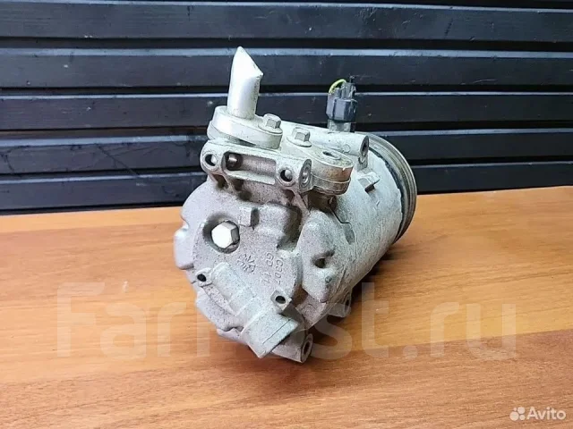 ���������� ������������ Ford Focus aoda 1784597 6M5H19D629AD ����