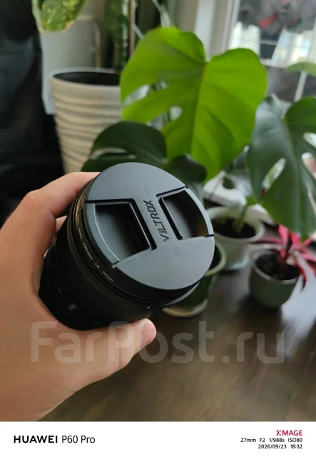 Viltrox. ������� ������� 77 �� ����
