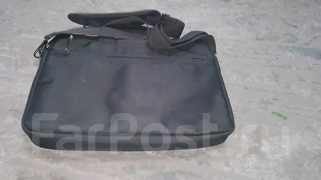 HP 14-bs000ur. 14", 1,6����, ��� 4 ��, ���� 500���, WiFi: 1, Bluetooth: 1, ����������� �� 3��. ����