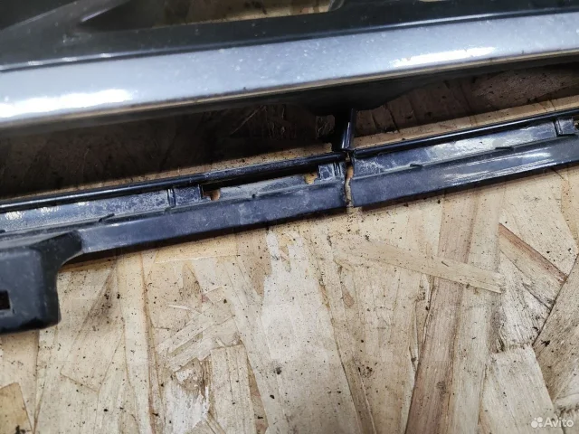 ������� ��������� Mercedes W166 A1668800985 ����