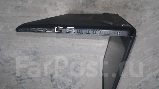 HP 14-bs000ur. 14", 1,6����, ��� 4 ��, ���� 500���, WiFi: 1, Bluetooth: 1, ����������� �� 3��. ����