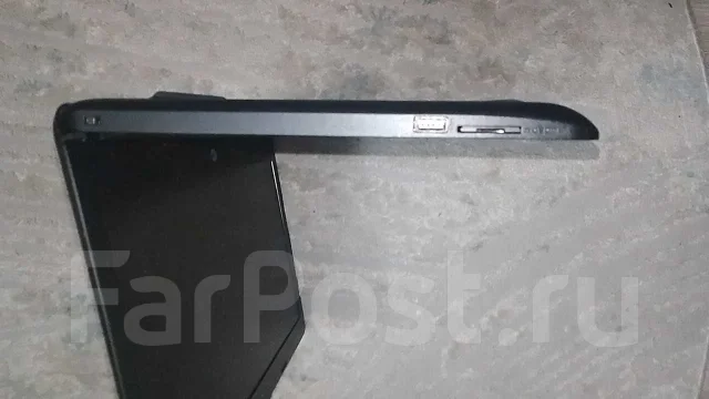 HP 14-bs000ur. 14", 1,6����, ��� 4 ��, ���� 500���, WiFi: 1, Bluetooth: 1, ����������� �� 3��. ����