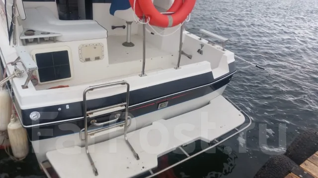 Bayliner. 1988 ���, ����� 7,62��., ��������� ������������, 250��.�., ������ ����