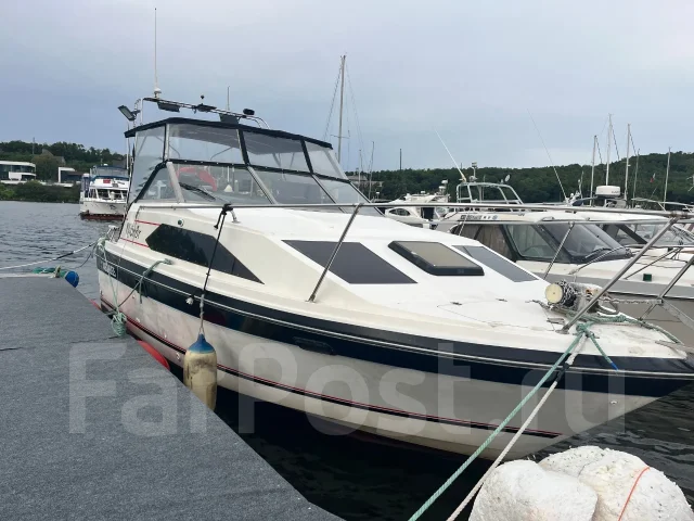 Bayliner. 1988 ���, ����� 7,62��., ��������� ������������, 250��.�., ������ ����