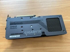 Radeon RX 9060 XT ����