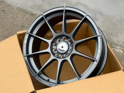 OZ Racing Superforgiata. 7.5x17", 5x108, 5x114.3, ET35, �� 73,1���. ��� ����� �� ������������ ����
