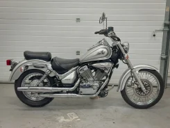 Suzuki VL250 Intruder