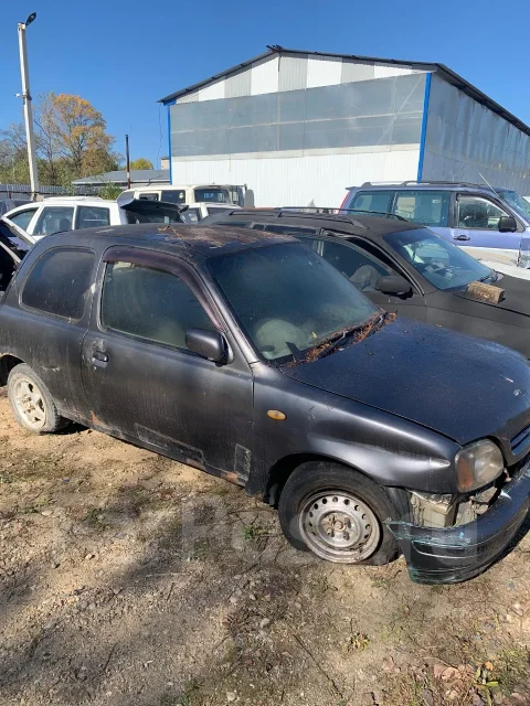 Nissan March. K11, CG10 ����