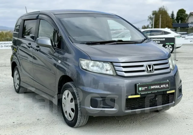 Honda Freed Spike. �������, 4wd, 1.5 (117��.�.), ������, 246 000����. �� ����