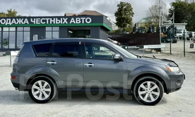 Mitsubishi Outlander. �������, 4wd, 2.4 (170��.�.), ������, 226 000����. �� ����
