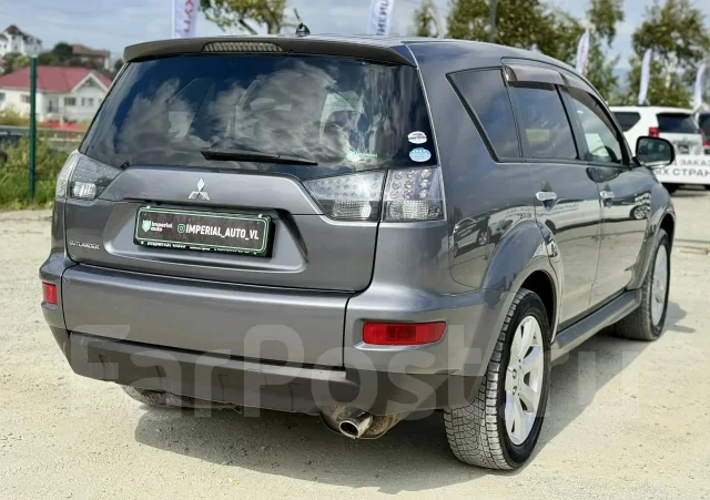 Mitsubishi Outlander. �������, 4wd, 2.4 (170��.�.), ������, 226 000����. �� ����
