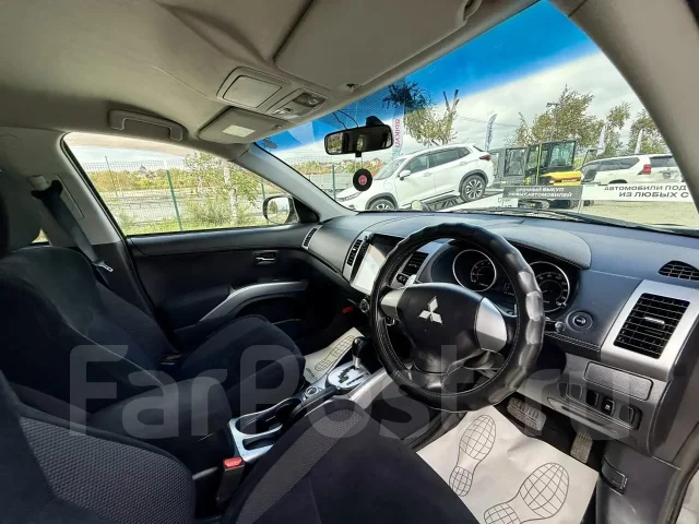 Mitsubishi Outlander. �������, 4wd, 2.4 (170��.�.), ������, 226 000����. �� ����
