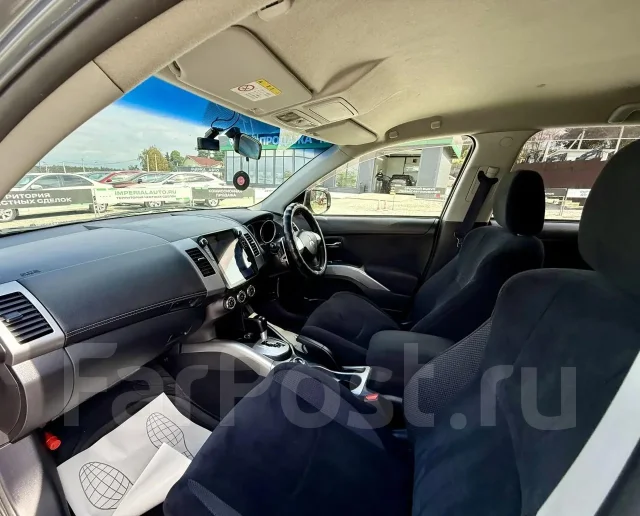 Mitsubishi Outlander. �������, 4wd, 2.4 (170��.�.), ������, 226 000����. �� ����