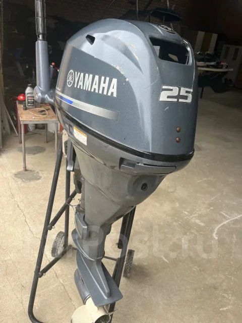 Yamaha. 25��.�., 4-�������, ����������, ���� L (508 ��), 2010 ��� ����