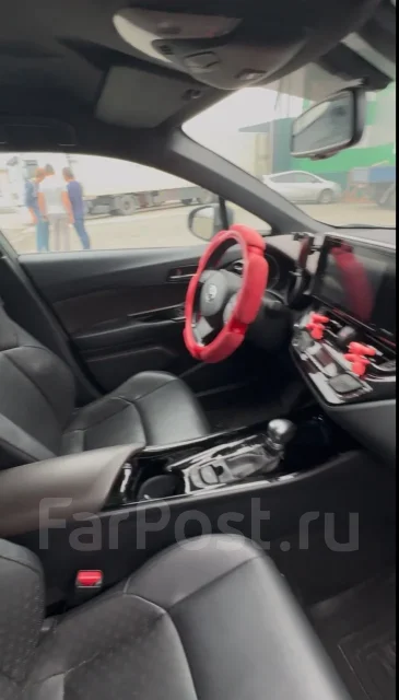 Toyota C-HR. ��������, 4wd, 1.2 (116��.�.), ������, 61 743����. �� ����