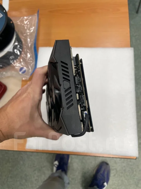 GeForce GTX 1070 ����