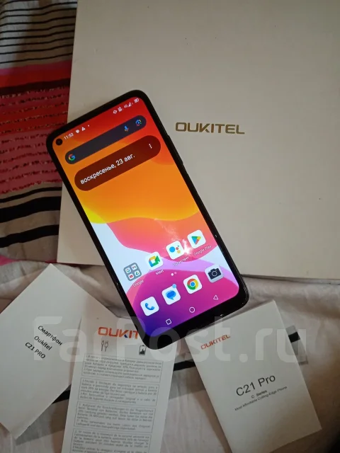Oukitel. �����, 64 ��, ������, 4G LTE, Dual-SIM, NFC, ������� ������� ����