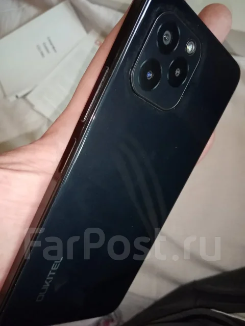 Oukitel. �����, 64 ��, ������, 4G LTE, Dual-SIM, NFC, ������� ������� ����