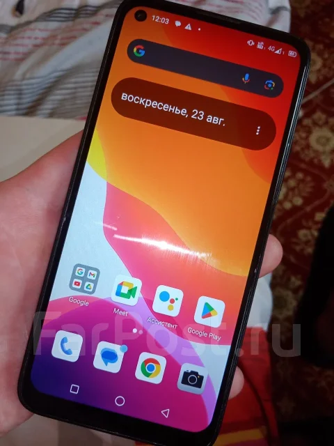Oukitel. �����, 64 ��, ������, 4G LTE, Dual-SIM, NFC, ������� ������� ����