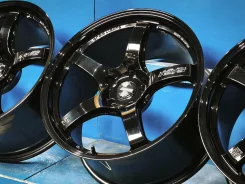 RAYS Gram Lights 57CR. 9.5x19", 5x120, ET25, �� 75,1���. ����