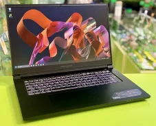 Ardor Neo. 17.3", 2����, ��� 16 ��, ���� 512���, WiFi: 1, Bluetooth: 1, ����������� �� 2��. ����