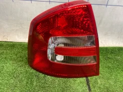 ������ ������ �������� ����� Skoda Octavia 2004-2013 6651909LUE 6651909LUE ����