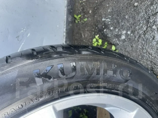 Kumho Ecsta PS31