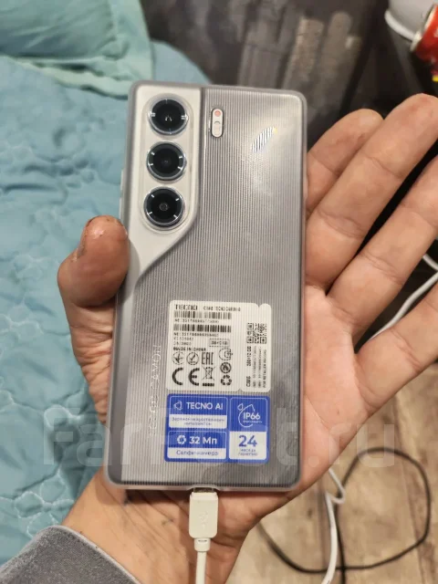 Tecno Camon 40. �����, 256 ��, 4G LTE, 5G, Dual-SIM ����