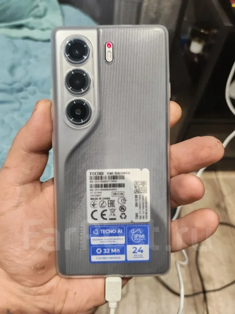Tecno Camon 40. �����, 256 ��, 4G LTE, 5G, Dual-SIM ����
