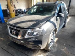 Nissan Terrano. D10, F4R ����