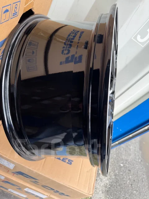 SHLK. 8.0x18", 5x114.3, ET38, �� 73,1���. ����