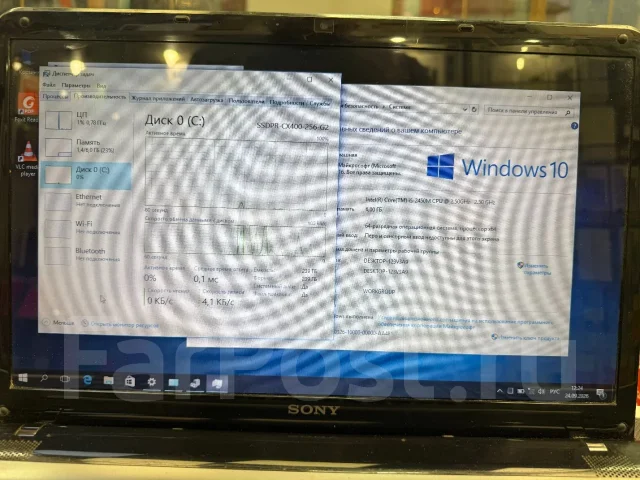 Sony VAIO. 15.6", 2,5����, ��� 6 ��, ���� 256���, WiFi: 1, Bluetooth: 1 ����